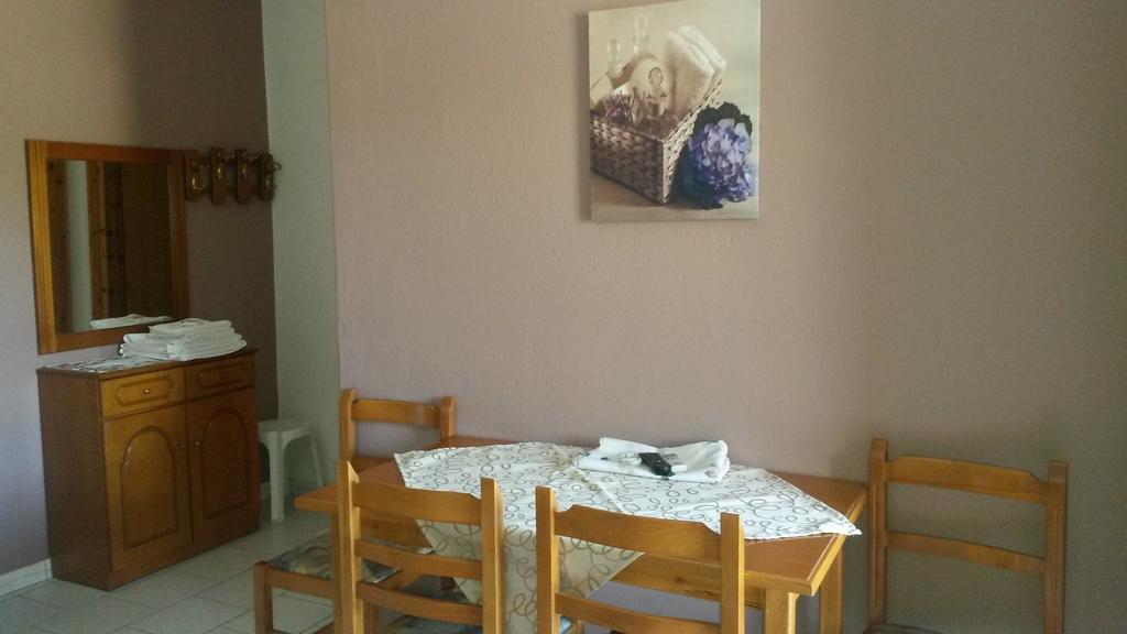 Villa Sophia Ofrínion Chambre photo
